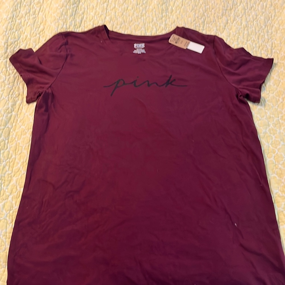 VS pink tshirt maroon NWT